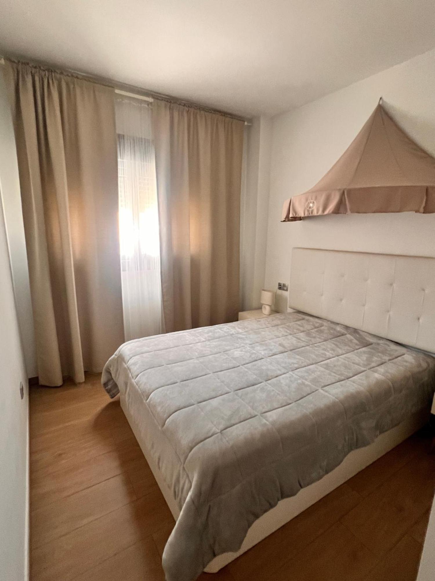 Apartamento Villa Amalia ตอร์เรเวียคา ภายนอก รูปภาพ